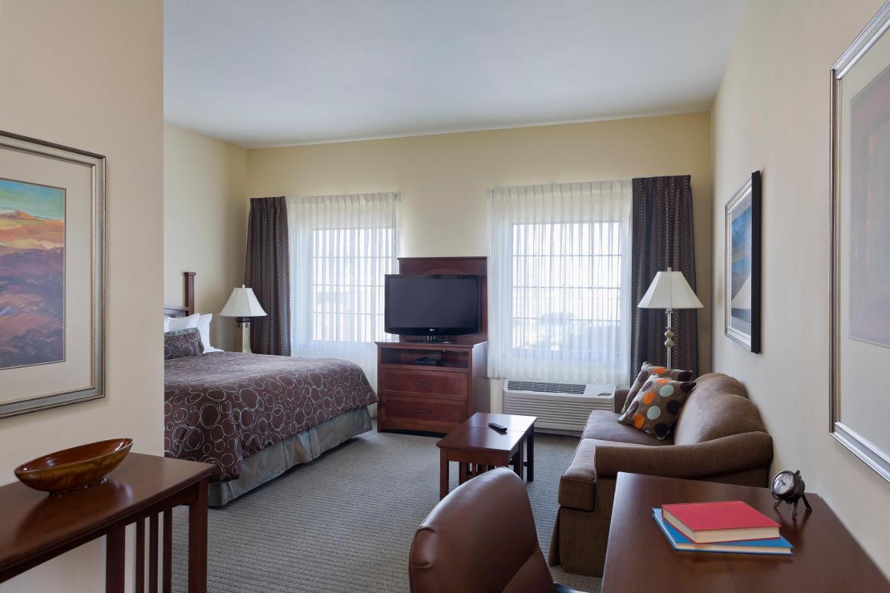 Staybridge Suites El Paso Airport By Ihg Ngoại thất bức ảnh